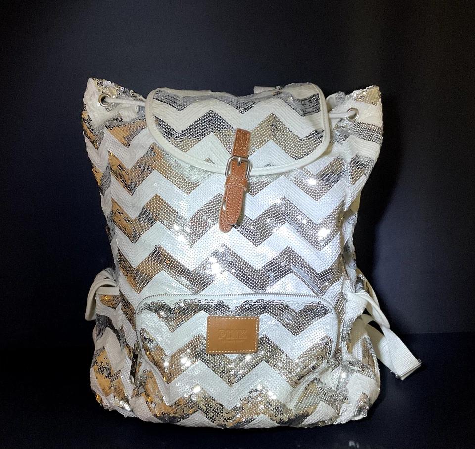 Mochila Victoria’s Secret ROSA Bling Plateada y Blanca Chevron Lentejuelas!¡RARA! Foto 2 de 4