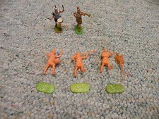 Elastolin 40mm Unpainted Roman standard bearer / band x3  Lot E