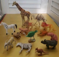 VTG 1970s Hong Kong Plastic Safari Animal Lot Giraffe Lion Zebra Rhino 14pc