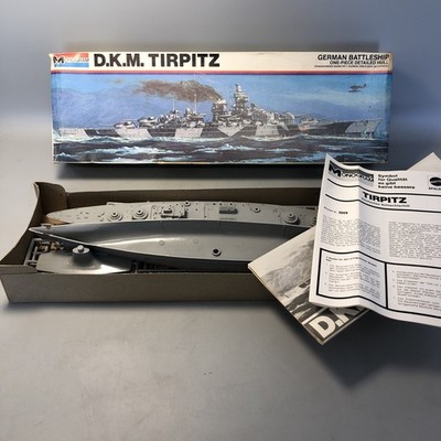 Monogram D.K.M. Tirpitz Modellbausatz Nr. 3009 16'' Schiffmodellbausatz #0
