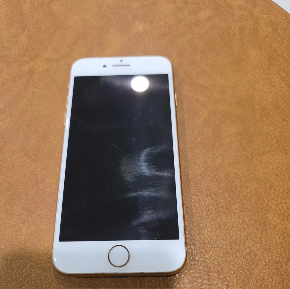 Apple iPhone 11 Pro - 64 GB - Dorado (Desbloqueado) Foto 2 de 4