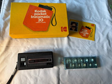 2 lot: VTG Kodak Instamatic Cameras: 2Pocket Instamatic 20 Tele-Instamatic 608