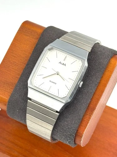 vintage seiko alba 28mm Men Quartz Watch New Battery working V515-5290 -f1171