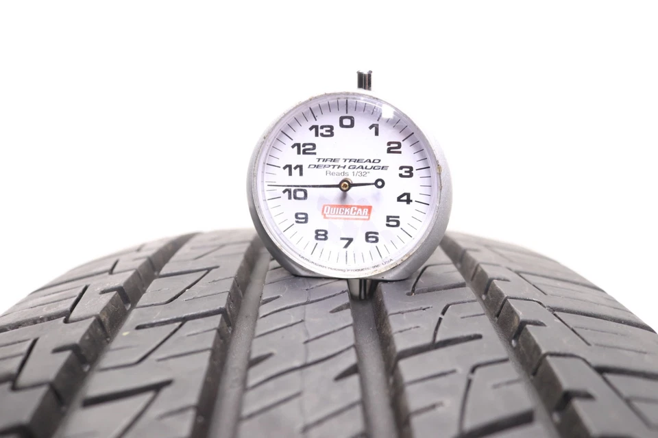 Set of 2 Used 225/60R18 Goodyear Assurance MaxLife - 100H 10-10.5/32 No Repairs - Image 2 of 4