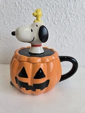 Peanuts Snoopy Woodstock Halloween Pumpkin Mug with Lid Topper 2021