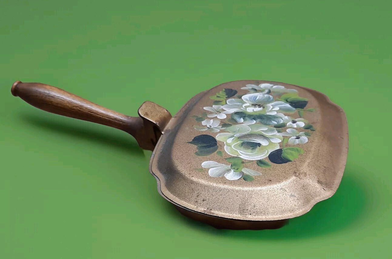 Vintage Silent Butler/Crumb Catcher Hand-Painted Yellow Floral  Tole Ware Metal