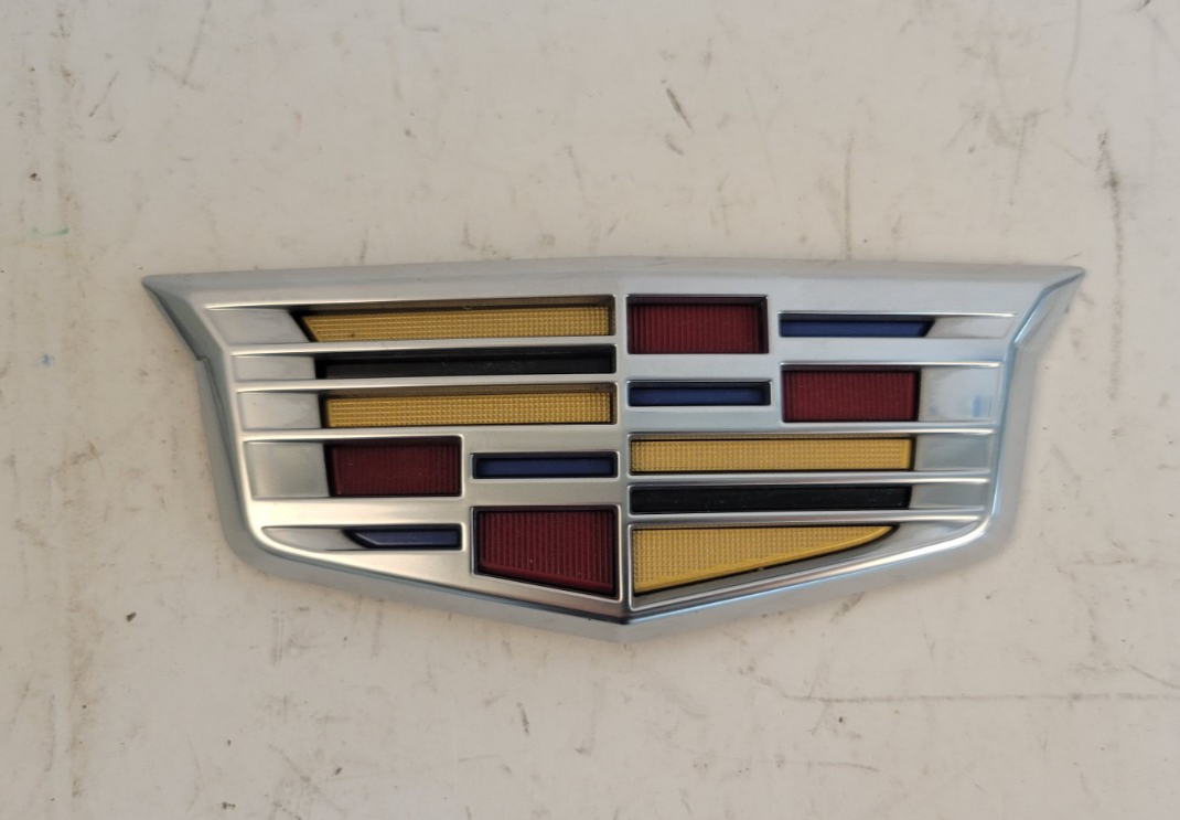 2017 18 19 20 21 22 2023 CADILLAC XT5 REAR GATE LID EMBLEM LOGO BADGE SYMBOL OEM