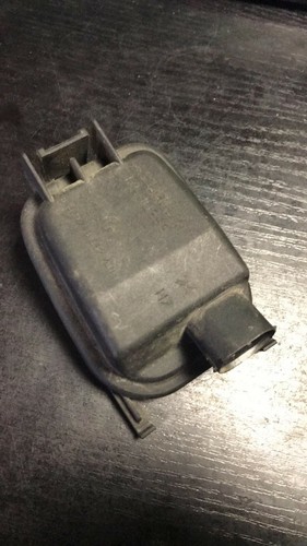 Original BMW E38 Limousine Nebelscheinwerferhalter links OEM 63178362401