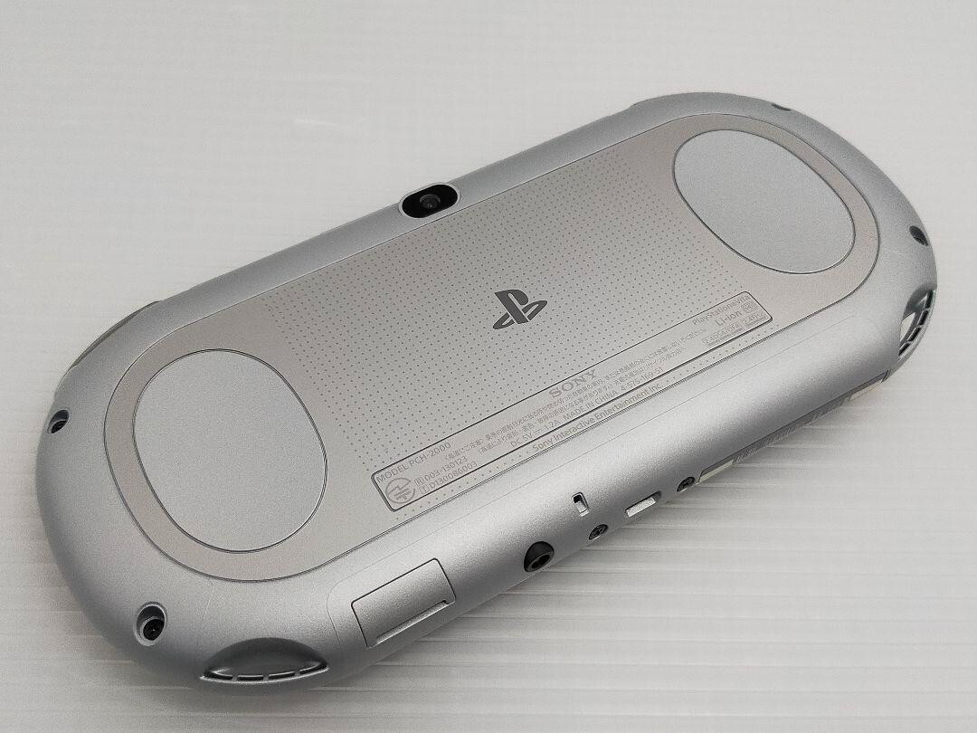PlayStation Vita - PlayStationVita シルバー (PCH-2000 ZA25） USED PS Playstation vita Wi-Fi model SILVER PCH-2000 ZA25