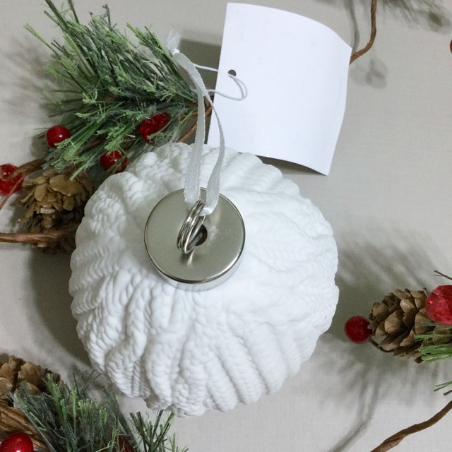 Cable Knit Sweater Ornament Ceramic Christmas Ball White 3.75" DIY