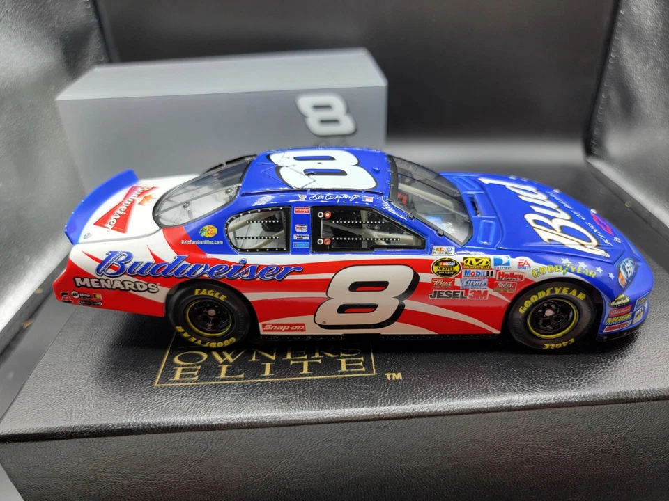 Dale Earnhardt Jr 2007 Bud/Stars & Stripes #8 1/24 RCCA Owners Elite /2007 (WM) - Image 3 of 4