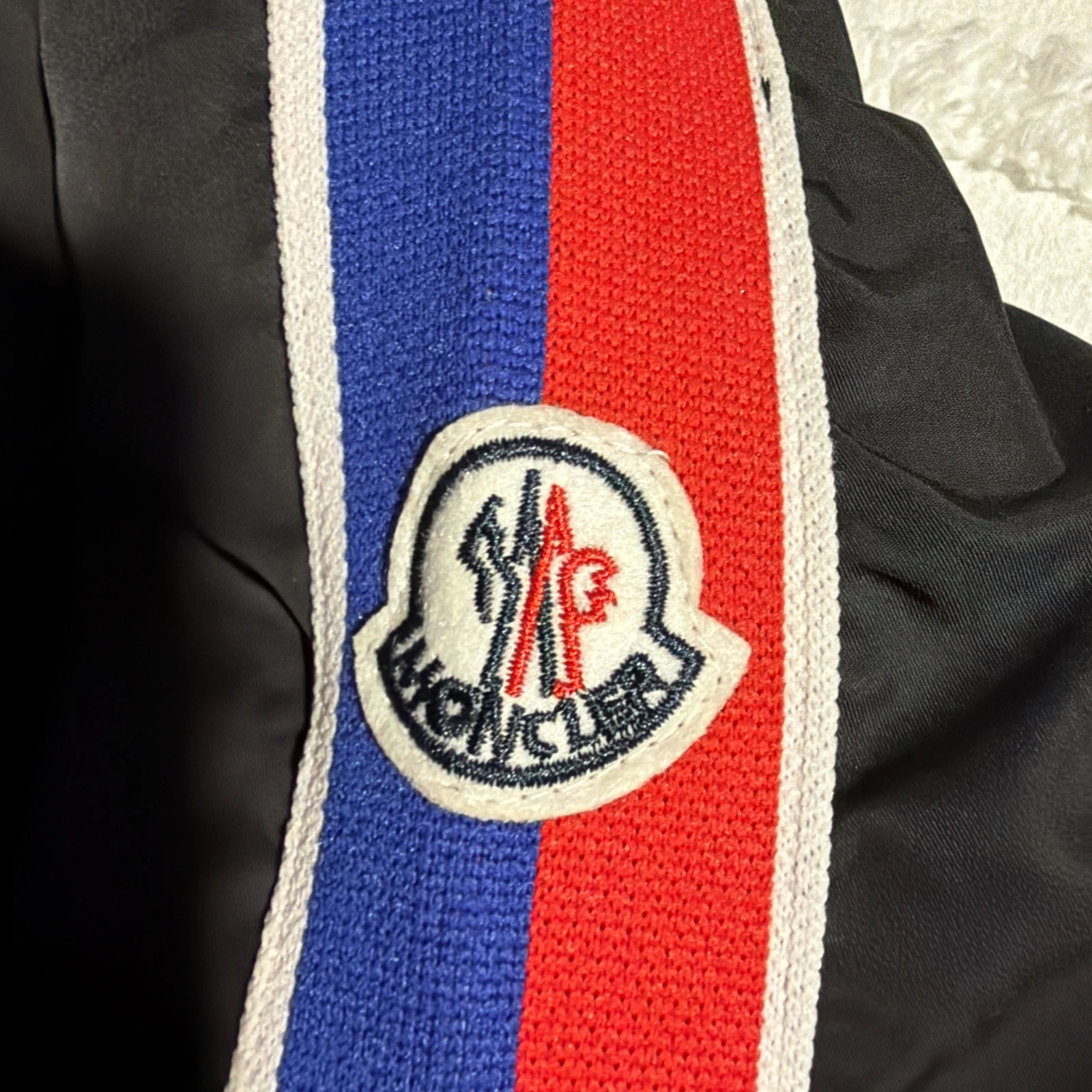 Men’s Moncler Hooded Jacket Windbreaker XL image 3
