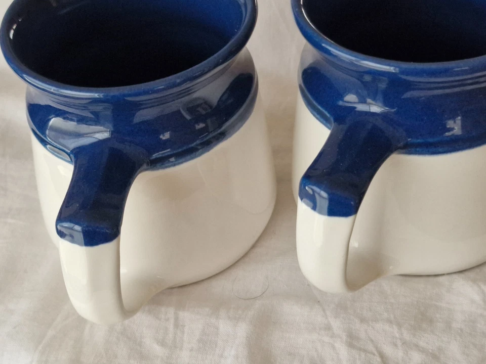 2 x Vintage Bendigo Pottery Australia Mug Cream and Cobalt Blue Coffee 250 ml - image 4 of 4