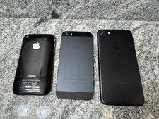 Broken iPhone Lot Of 3 - iPhone 7, iPhone SE 1st Gen, iPhone 3GS As Is