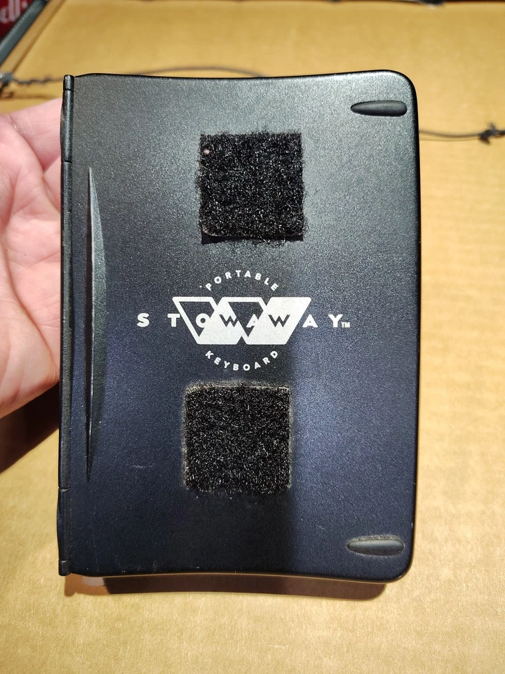 TECLADO PORTÁTIL TARGUS STOWAWAY Modelo PA800 Plegable Foto 3 de 4