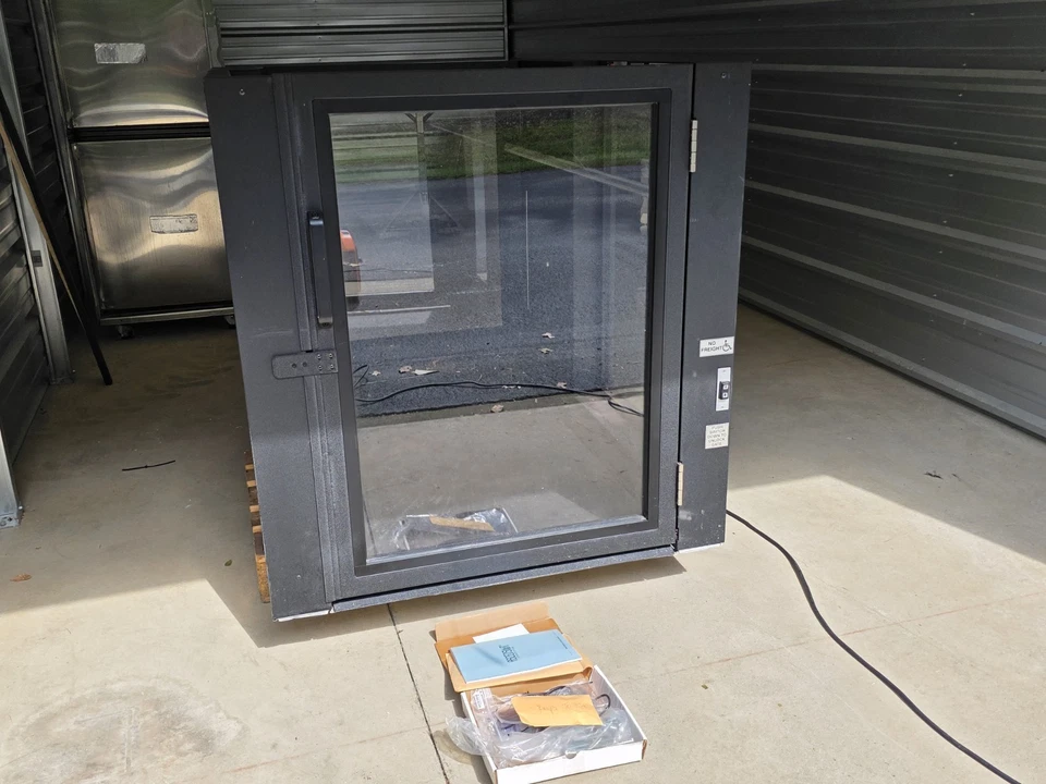 Wheel Chair Elevator / Platform Protege Lift 5442P Portable Tested  Pickup In VA - Image 2 of 4