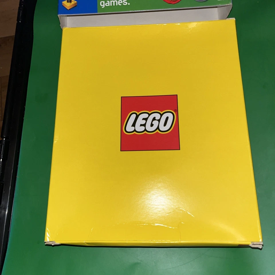 Lego Island 2 PC Big Box Collectors Edition new not sealed unused 2001 free demo - Image 3 of 4