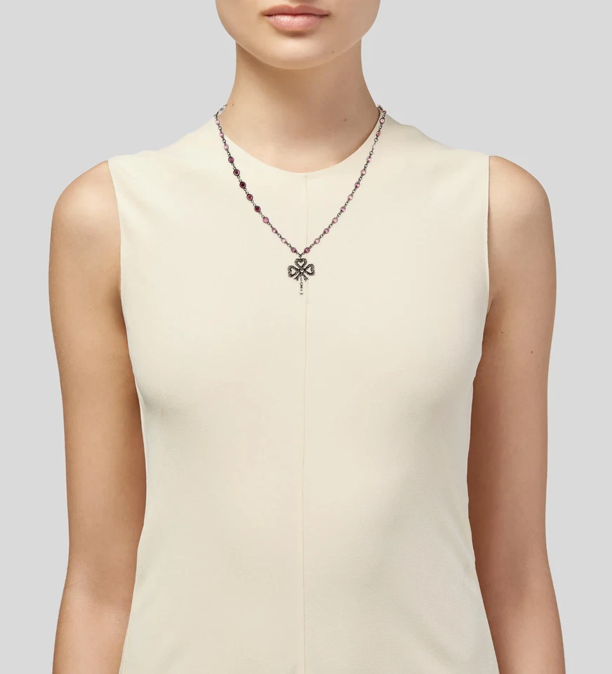 Auténtico collar colgante de plata de ley con arco de perlas y cristal rosa Gucci Foto 2 de 4