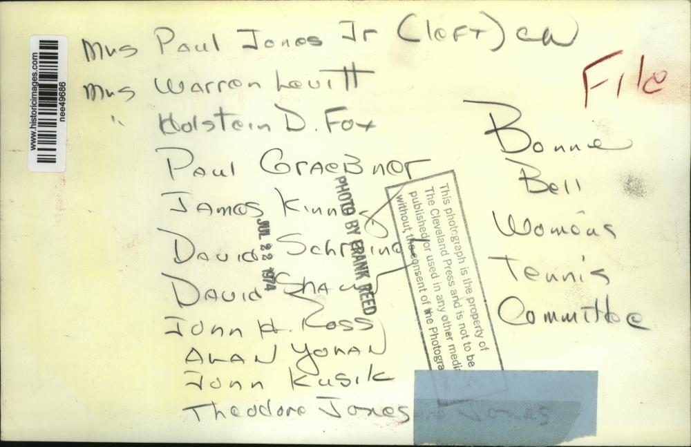 1974 Press Photo Bonne Bell Womens Tennis Committee Paul