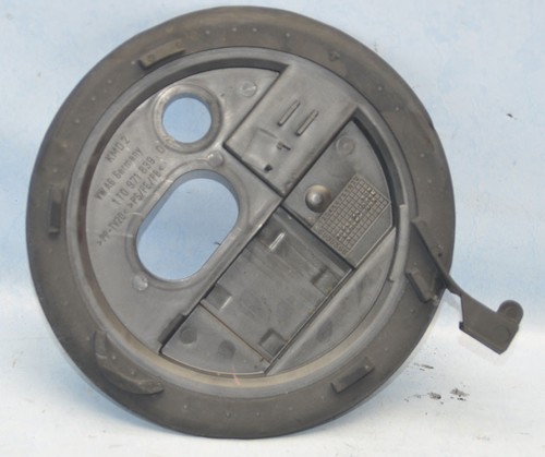 VW Touran 1T Deckel Abdeckung Kraftstoffpumpe Tank 1T0971839D #7693-B190