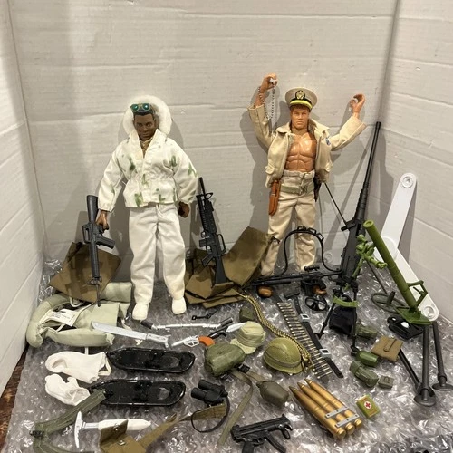 Huge Vintage GI Joe 12” Figure Lot Accessories Like Crazy Collectors Or Reseller