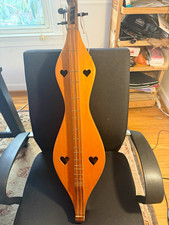 Appalachian Dulcimer Wood Natural Finish Brown Fretted Heart Sound Holes