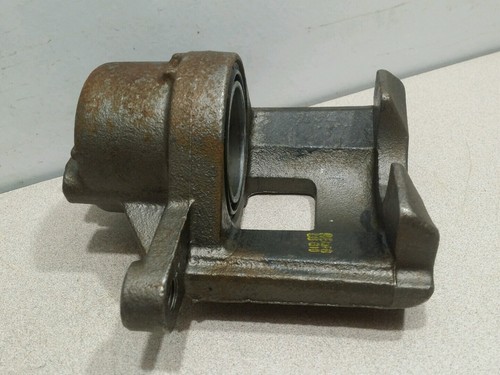 Pronto 18-5035 Disc Brake Caliper Front Right Parts Master,Fits Buick,Saturn - Picture 3 of 9