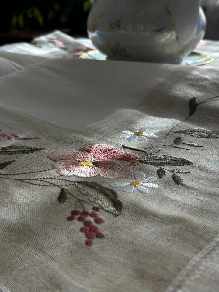 home decor items - Image 4 of 4