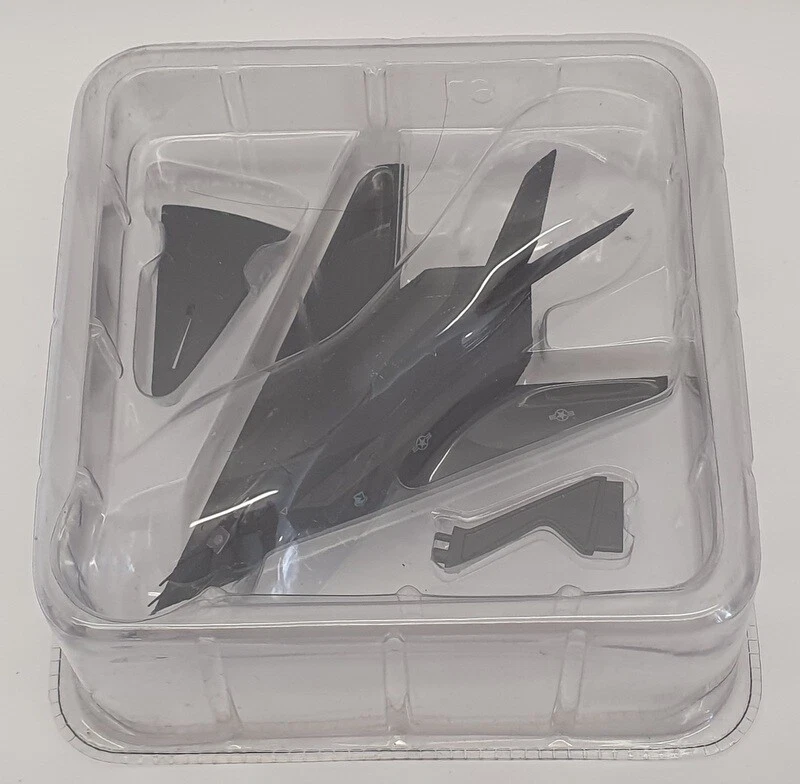 Altaya 1/150 Scale Model Aircraft AL1005J -  F-117 Stealth - Image 4 of 4