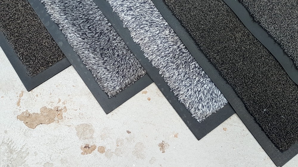 Dirt Trapper floor Mats 8'x5' for Dogs, Stable, Garden Bike