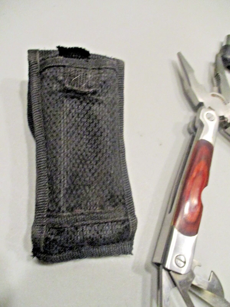 Winchester Multi-Tool Pocket Knife with Durable Carrying Case