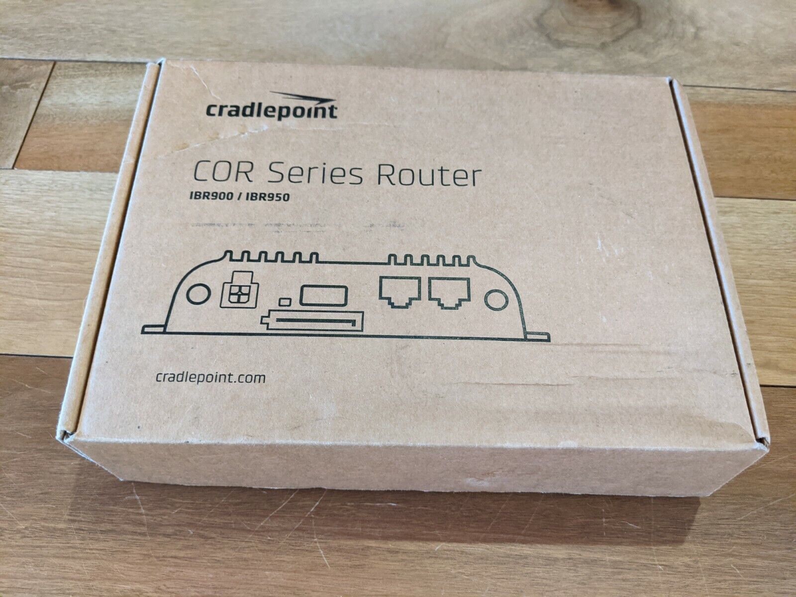 Cradlepoint IBR900LP6 IBR900 Series Cloud-Managed Networking Router - New in Box
