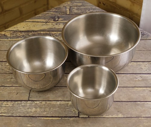 VOLLRATH Stainless Steel Mixing Bowls 3 Quart, 1.5 Quart, 3/4 Quart - Set of 3