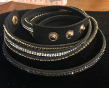 Black leather rhinestone wrap snap bracelet