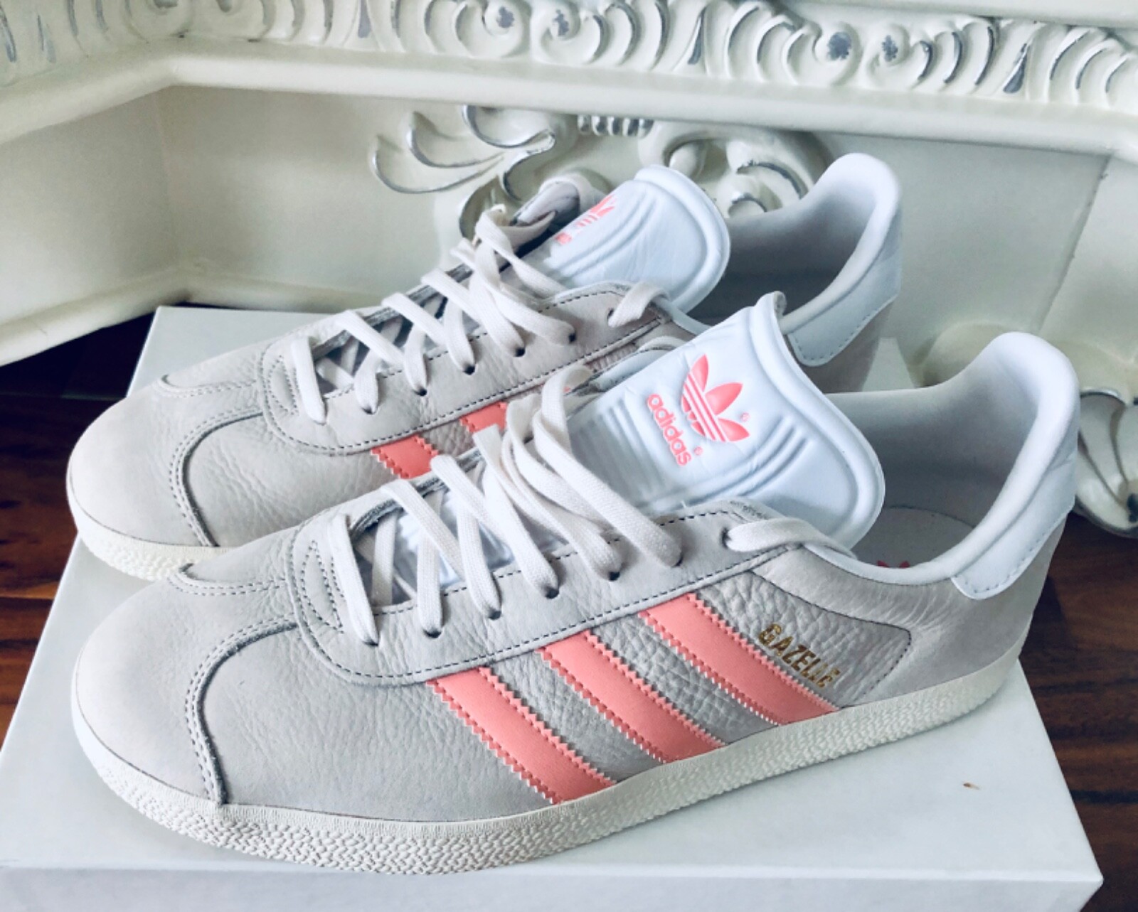 adidas gazelle light grey womens