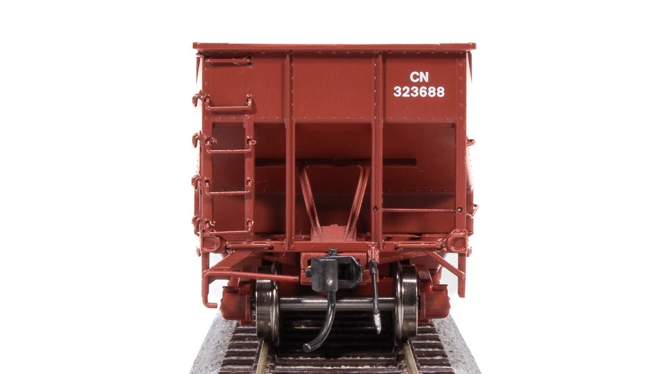 Broadway Limited 7381 HO Scale CN AAR 70-Ton Triple Hopper #323688 - Image 4 of 4