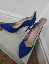 Michael Kors Electric Blue heels size 6