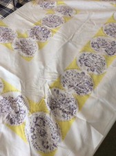 Vintage MCM Kitchen Tablecloth White Yellow G...