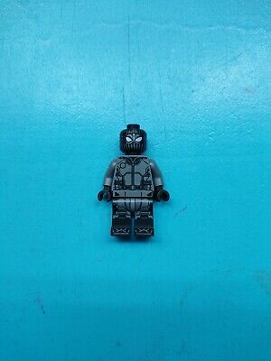 Lego Marvel Super Heroes Minifigure Spider-Man - Black and Gray Suit 76128 EUC! | eBay