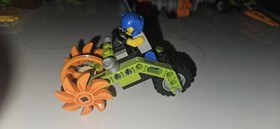 LEGO Power Miners Titanium Command Rig Set 8964 with Minifigures Lot