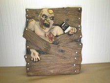 Rubie's Breakout Zombie Horror Decoration