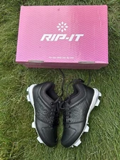 RINGOR RIP-IT GIRLS MOLDED DIAMOND SOFTBALL CLEATS WHITE NWB SIZE 1.5