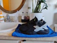 Size 10.5 - Brand New Nike Air Huarache F22 Black Neon