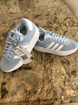 VL COURT BOLD J Powder Baby blue & White