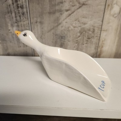 Vintage Ceramic Measuring Goose/Duck - 1 Cup Scoop - Cottagecore Farmhouse