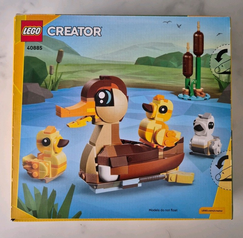 LEGO Set 40885 The Duck Family GWP Brand New Sealed In Box