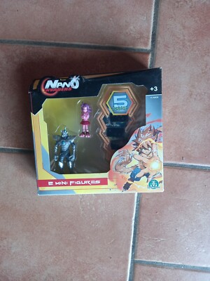MINIFIGUR NANO INVADERS 1 PACK 5 TOLKENS + 2 MINIFIGUREN TYP B