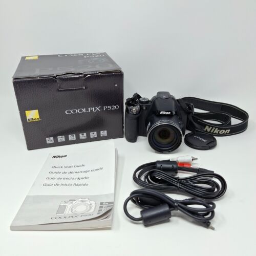Nikon COOLPIX P520 Digital Camera 18.1MP 42x Zoom w/ Battery Charger - Tested