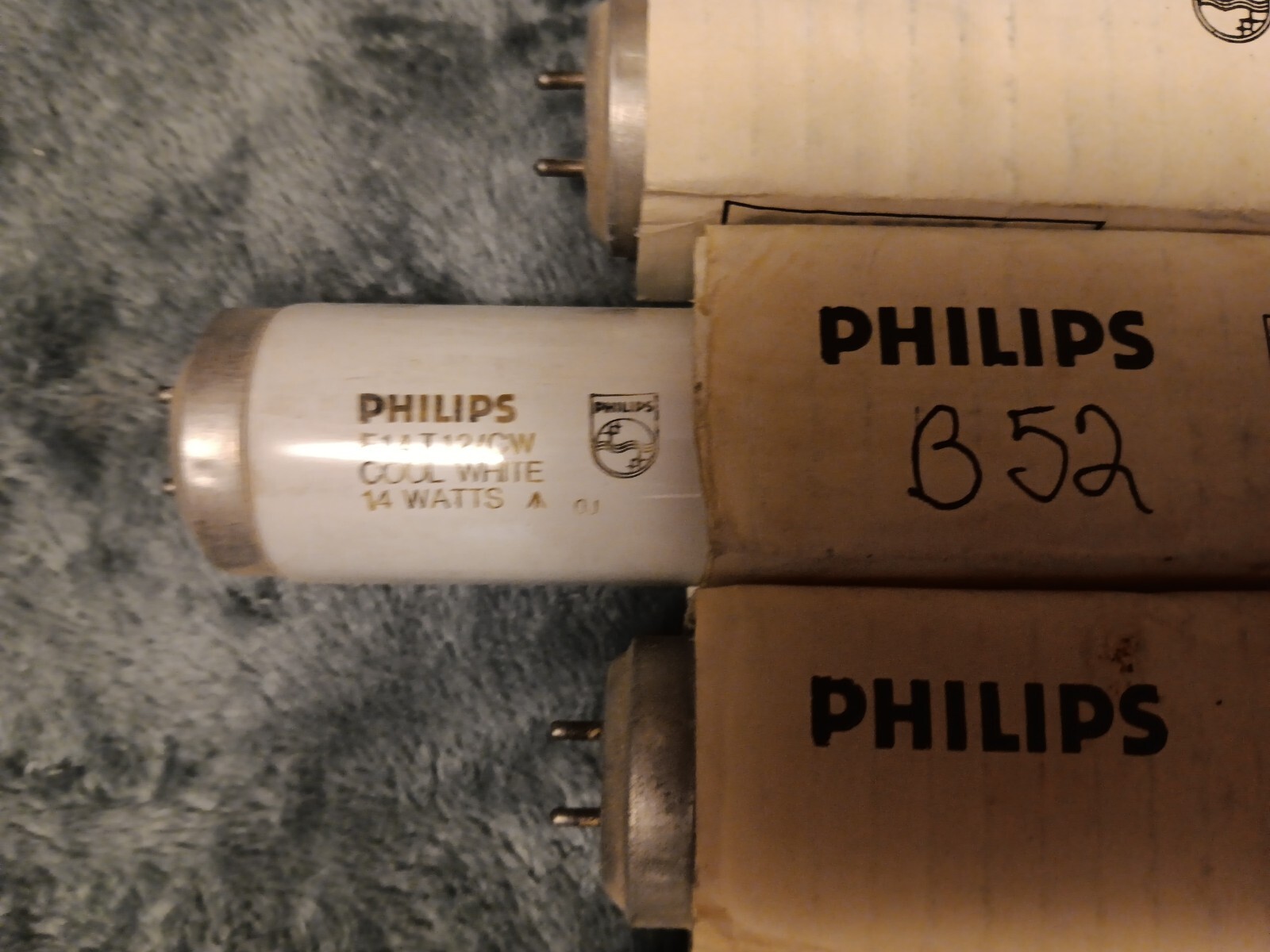 8 Philips T12 15" Cool White Florescent Bulbs New "old stock" 