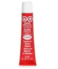 Testors 3501 Plastic Model Glue Carded 5/8 oz